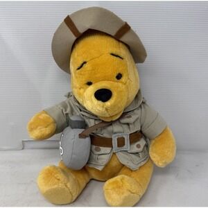 Vintage Disney Parks Safari Winnie The Pooh Plush Animal‎ Kingdom 12"